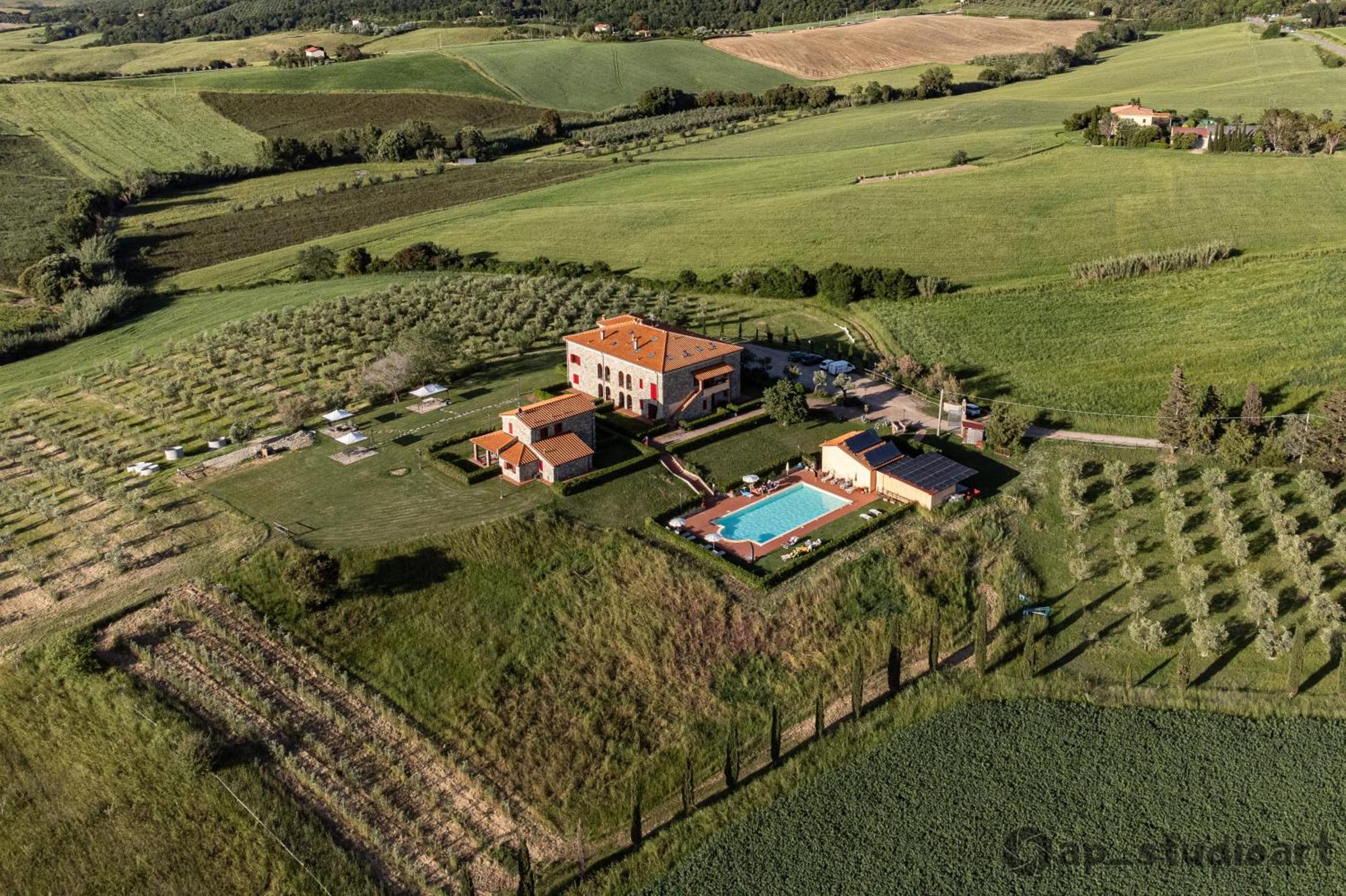 Il Poggio Della Pieve Apartments Санта-Луче Экстерьер фото