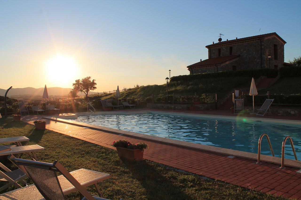 Il Poggio Della Pieve Apartments Санта-Луче Экстерьер фото